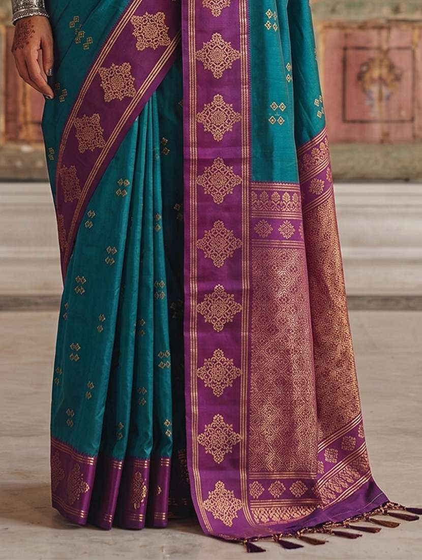 Women Self Design Banarasi Saree With Blouse - 22703458 -  Standard Image - 3