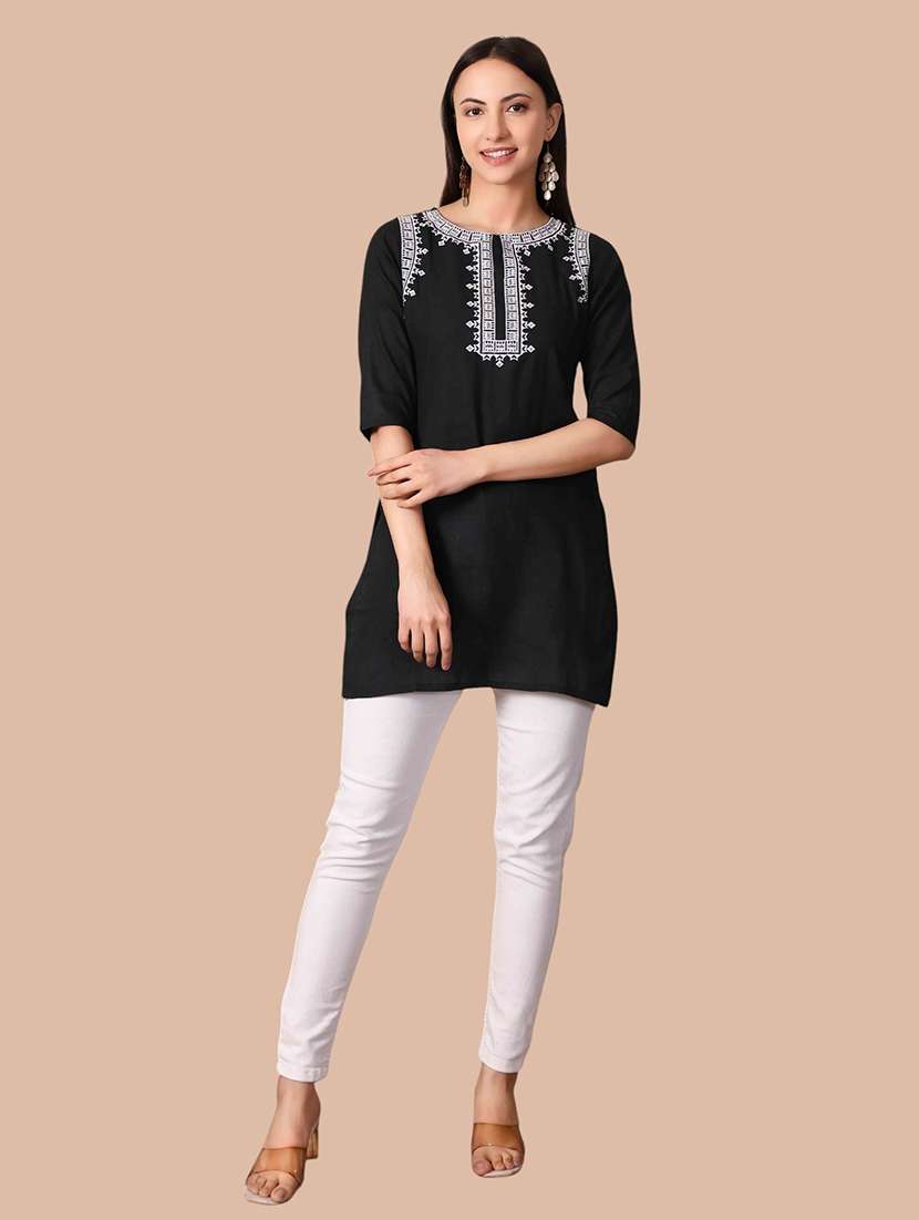 Women Embroidered Three Quarter Sleeves Straight Kurti - 22704486 -  Standard Image - 5