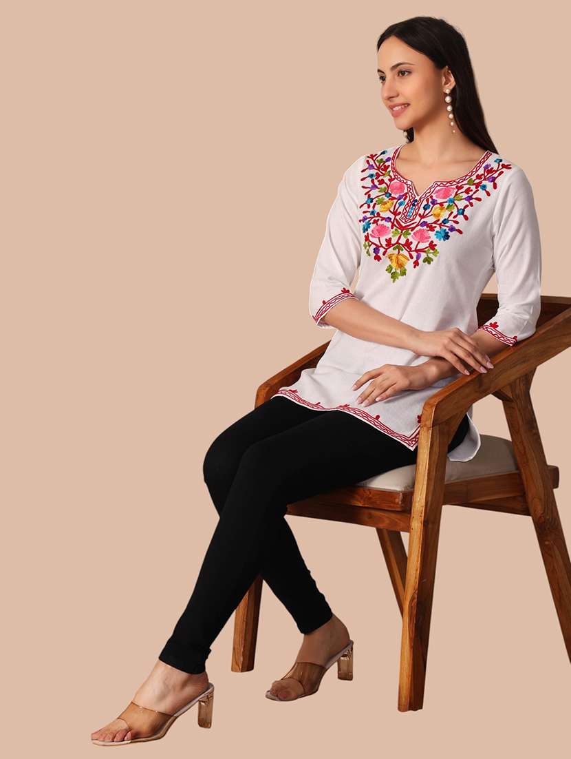 Women Embroidered Three Quarter Sleeves Straight Kurti - 22704596 -  Standard Image - 5