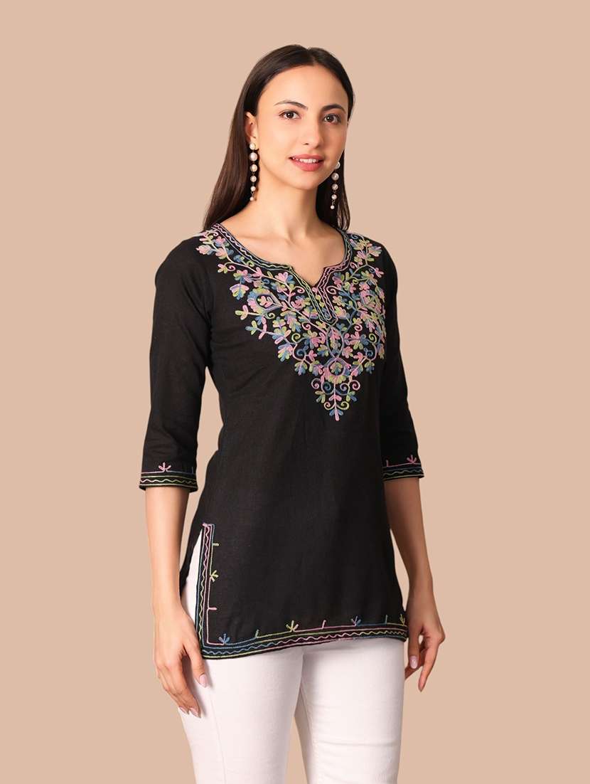Women Embroidered Three Quarter Sleeves Straight Kurti - 22704602 -  Standard Image - 3