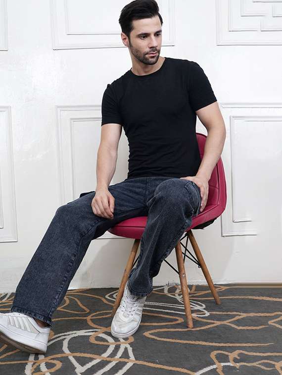 Men Washed Mid Rise Regular Fit Cargo - 22704835 -  Standard Image - 3