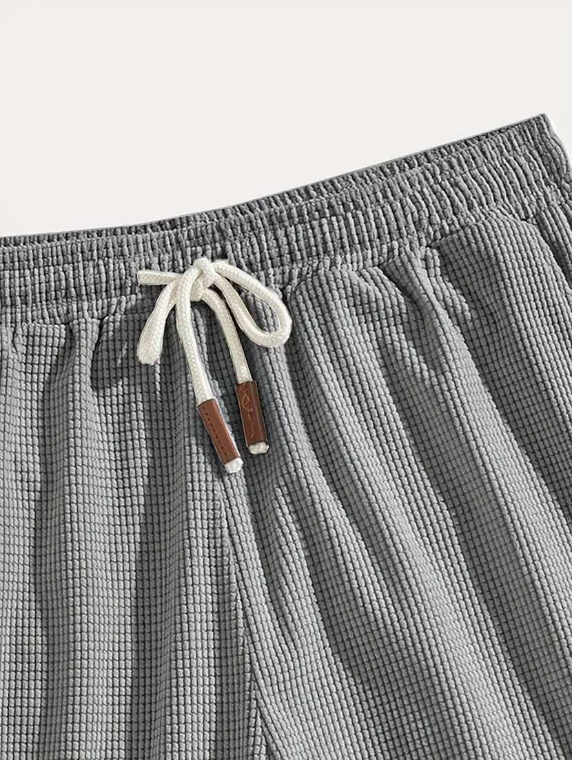 Men Pack Of 2 Self Design Mid Rise Shorts - 22704861 -  Standard Image - 3