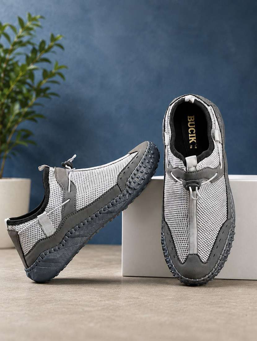 men textured slip on casual shoes