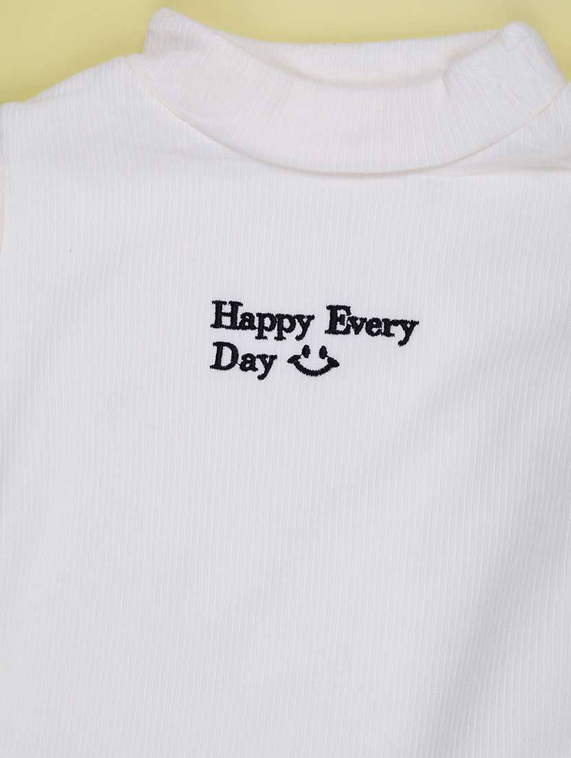 Boys Embroidered Long Sleeves Regular Fit T-shirt - 22706343 -  Standard Image - 3