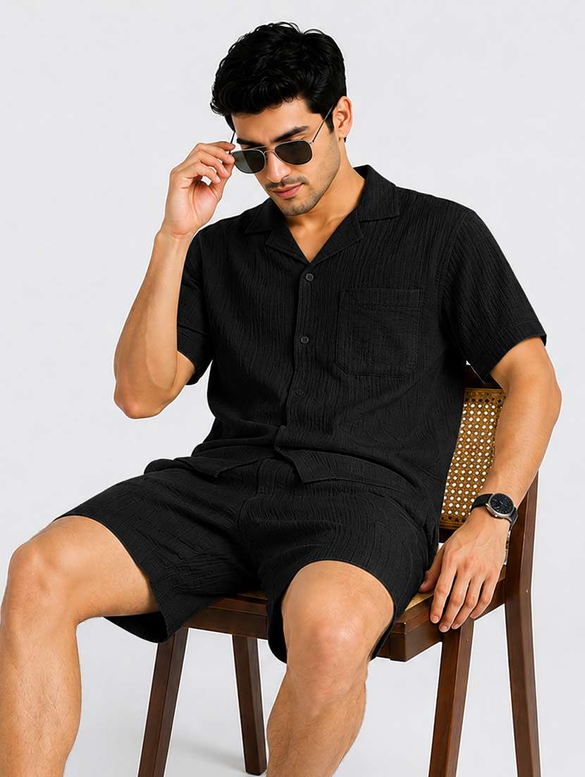 men textured short sleeves shirt and shorts co-ord set