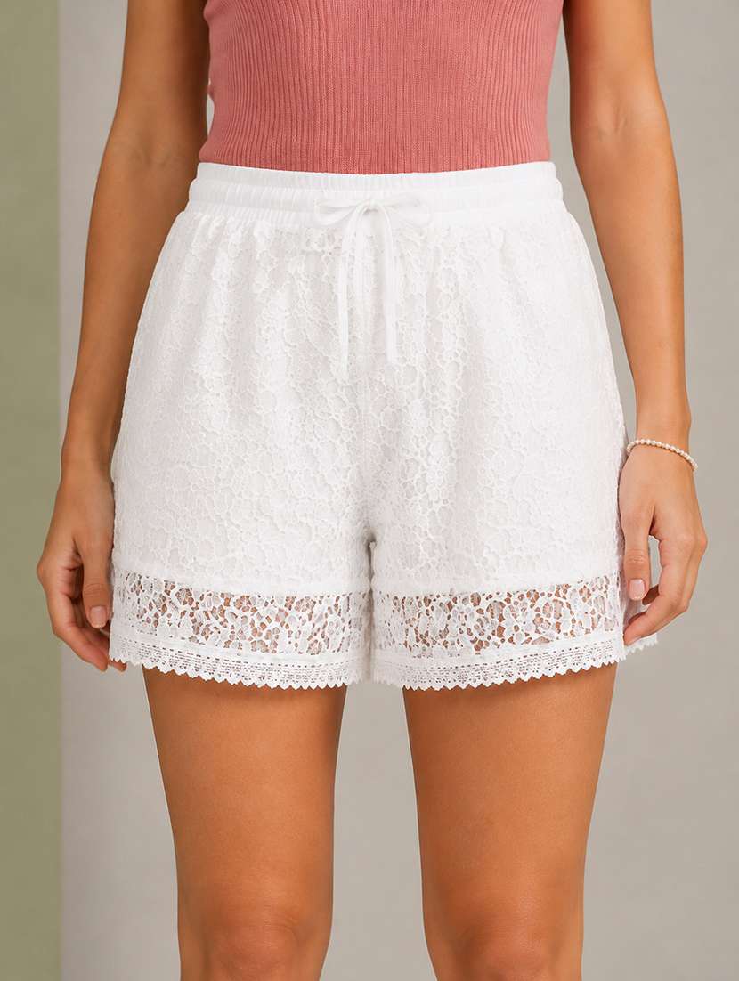 women self design mid rise regular shorts