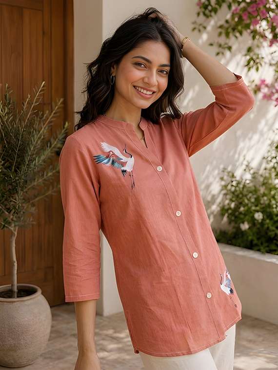 women printed three quarter sleeves regular shirt