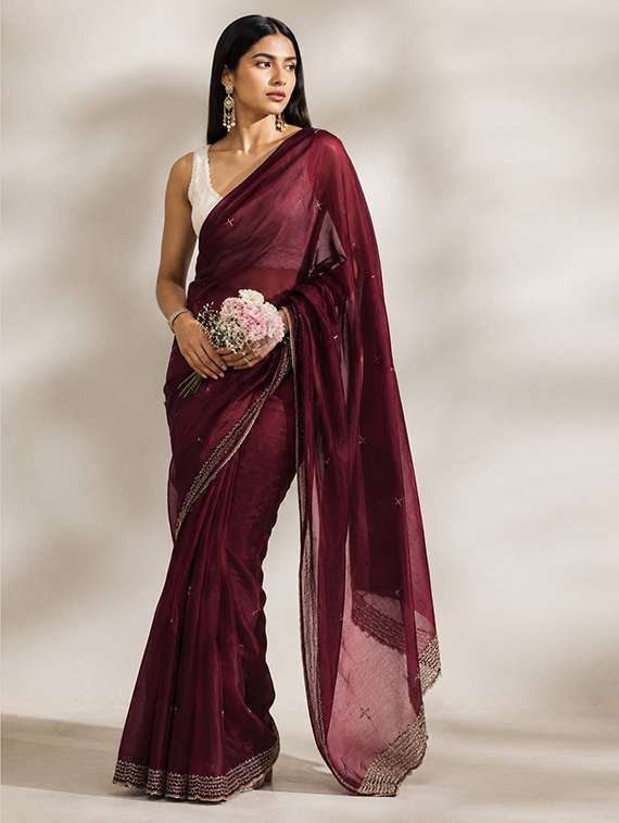 women solid with work bordered saree with blouse