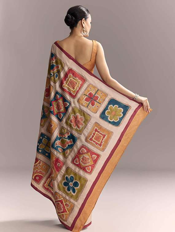 Women Printed Embroidered Saree With Blouse - 22719563 -  Standard Image - 3