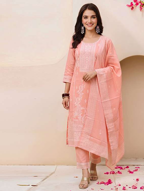 women embroidered three quarter sleeves kurta pant set with dupatta