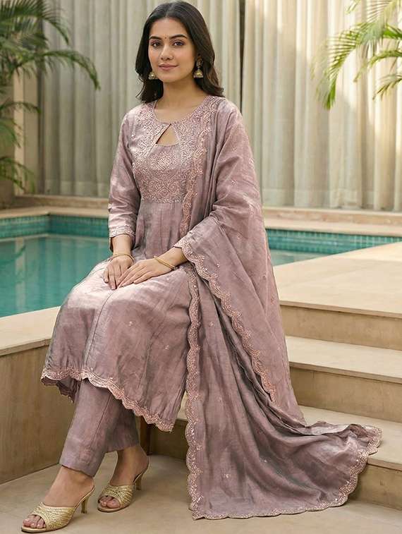 Women Embroidered Three Quarter Sleeves Kurta Pant Set With Dupatta - 22719614 -  Standard Image - 5