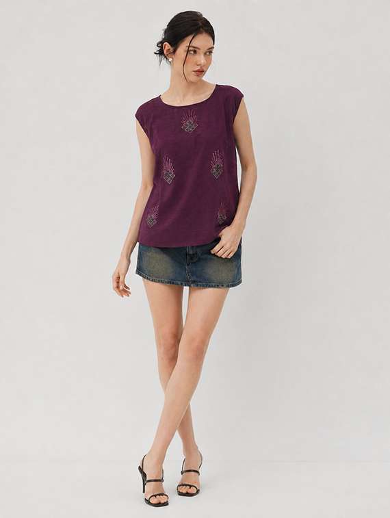Women Embellished Cap Sleeves Regular Top - 22719618 -  Standard Image - 5