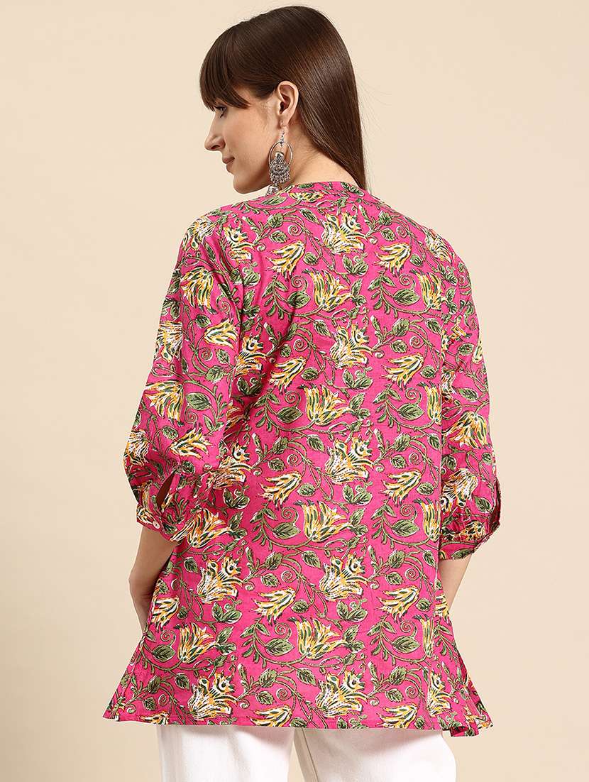 Women Printed Three Quarter Sleeves Straight Kurti - 22719799 -  Standard Image - 3
