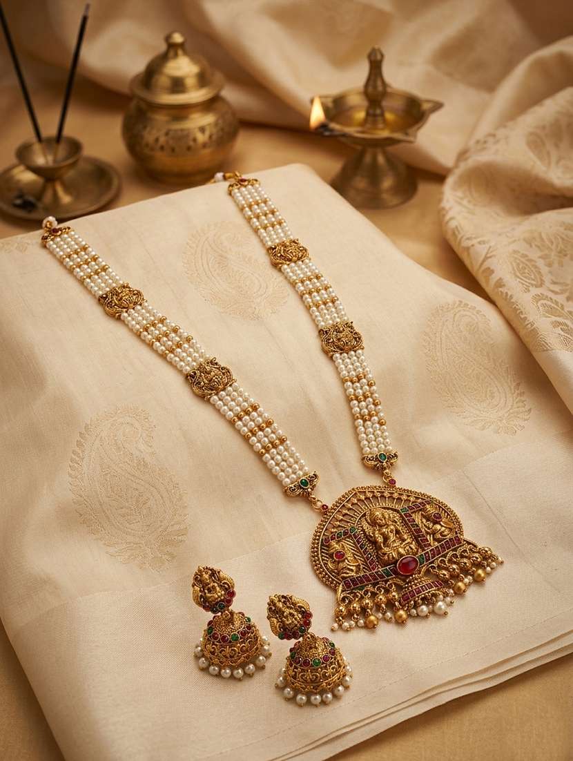 temple design white necklace set for women