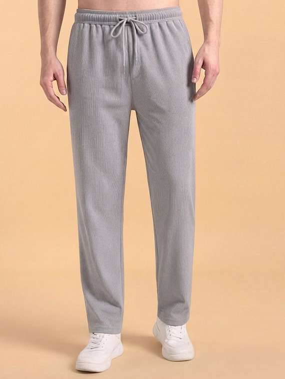 men textured mid rise regular fit track pant