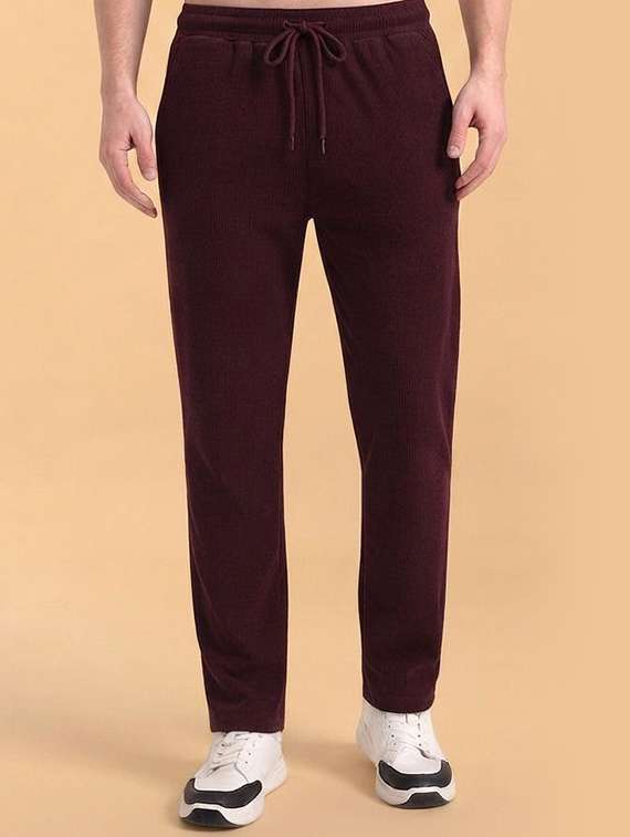 men textured mid rise regular fit track pant