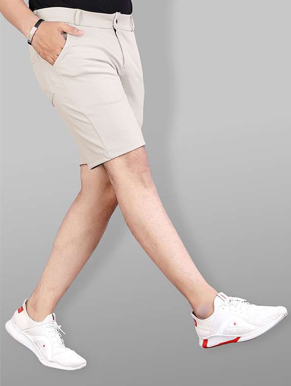 Men Solid Mid Rise Regular Fit Shorts - 22720539 -  Standard Image - 3