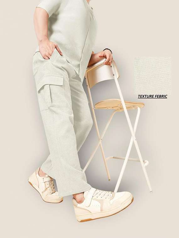 Men Textured Mid Rise Regular Fit Cargo - 22720570 -  Standard Image - 3