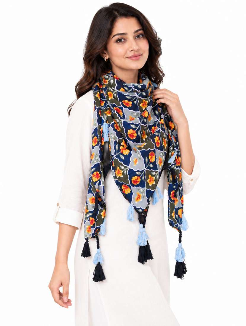 Women Pack Of 3 Floral Printed Scarf With Tassels - 22720963 -  Standard Image - 3