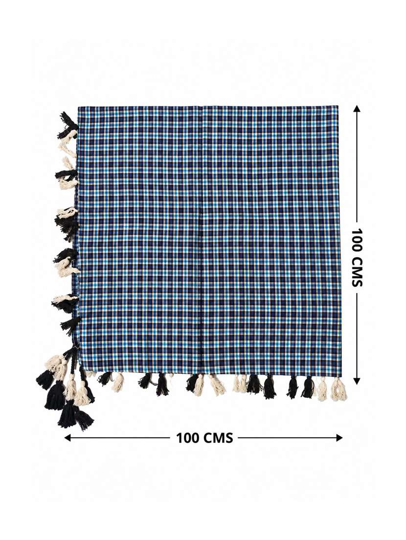 Women Checkered Scarf With Tassels - 22720981 -  Standard Image - 5