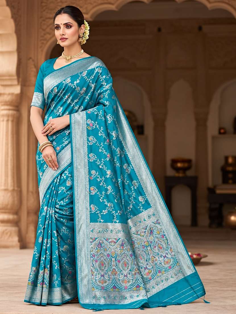 women self design banarasi saree with blouse