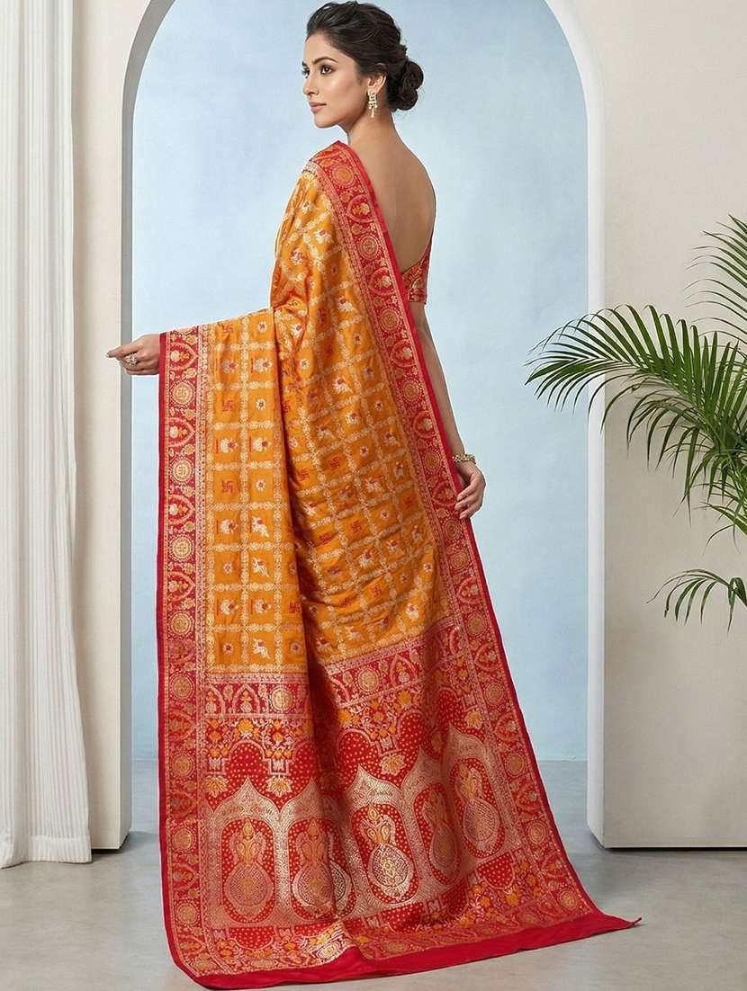 Women Self Design Banarasi Saree With Blouse - 22721967 -  Standard Image - 3