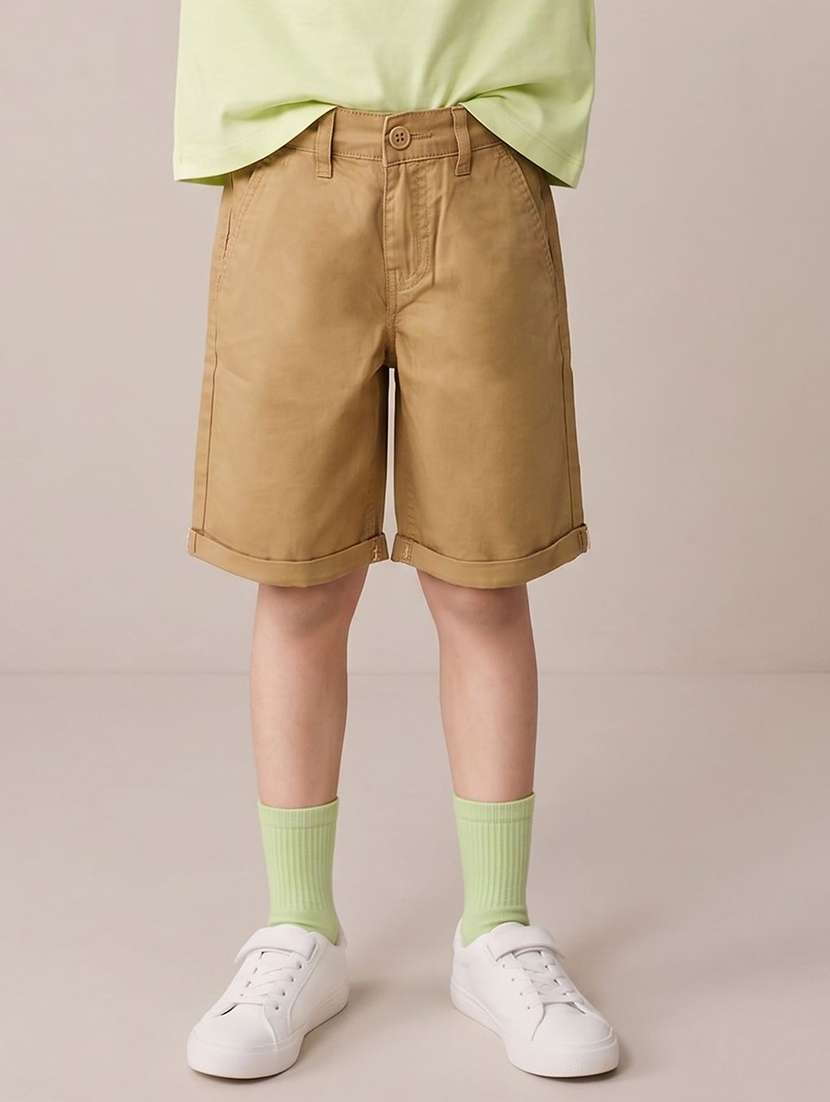 boys solid mid rise regular fit shorts