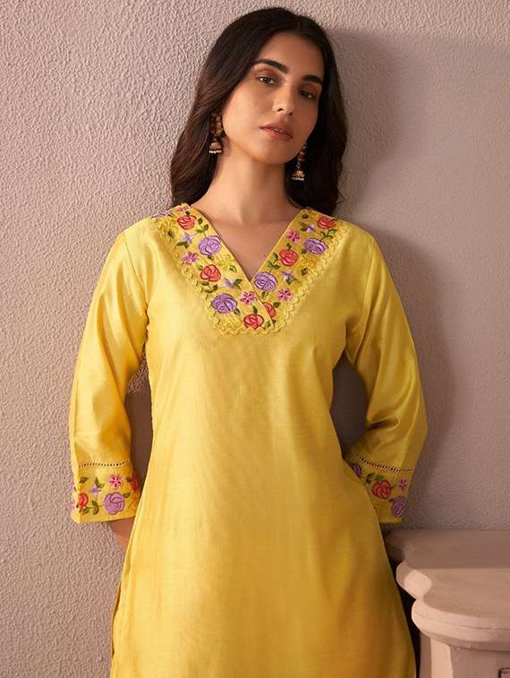 Women Embroidered Three Quarter Sleeves Kurta Pant Set With Dupatta - 22722140 -  Standard Image - 3
