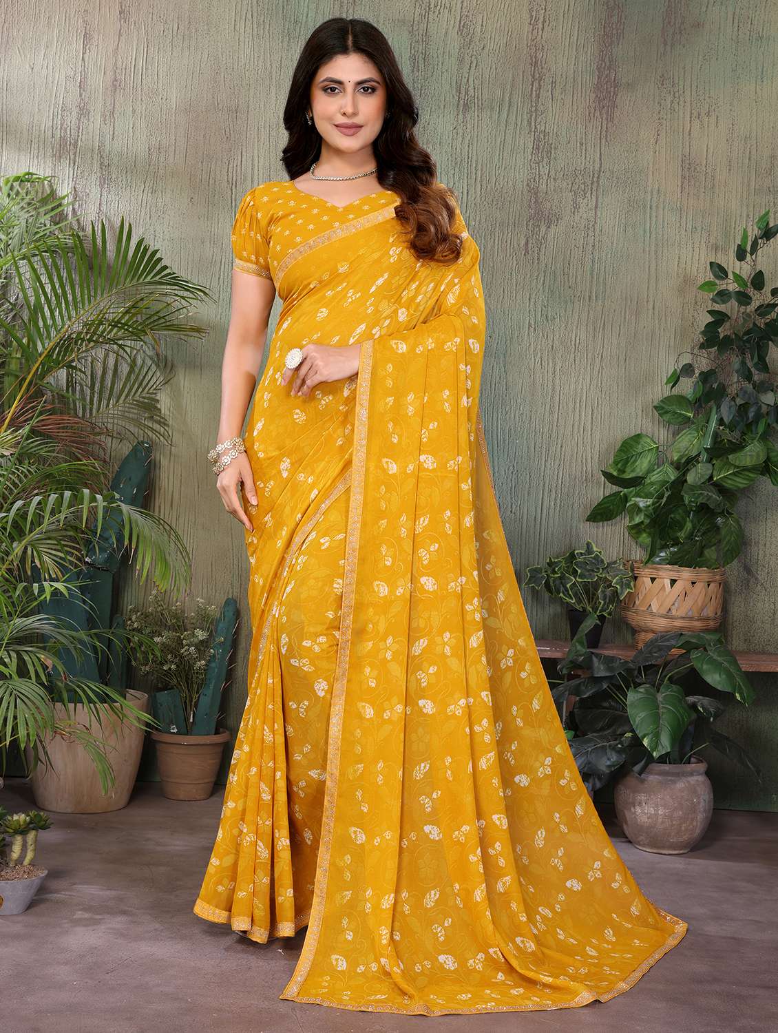 women printed casual wear saree with blouse