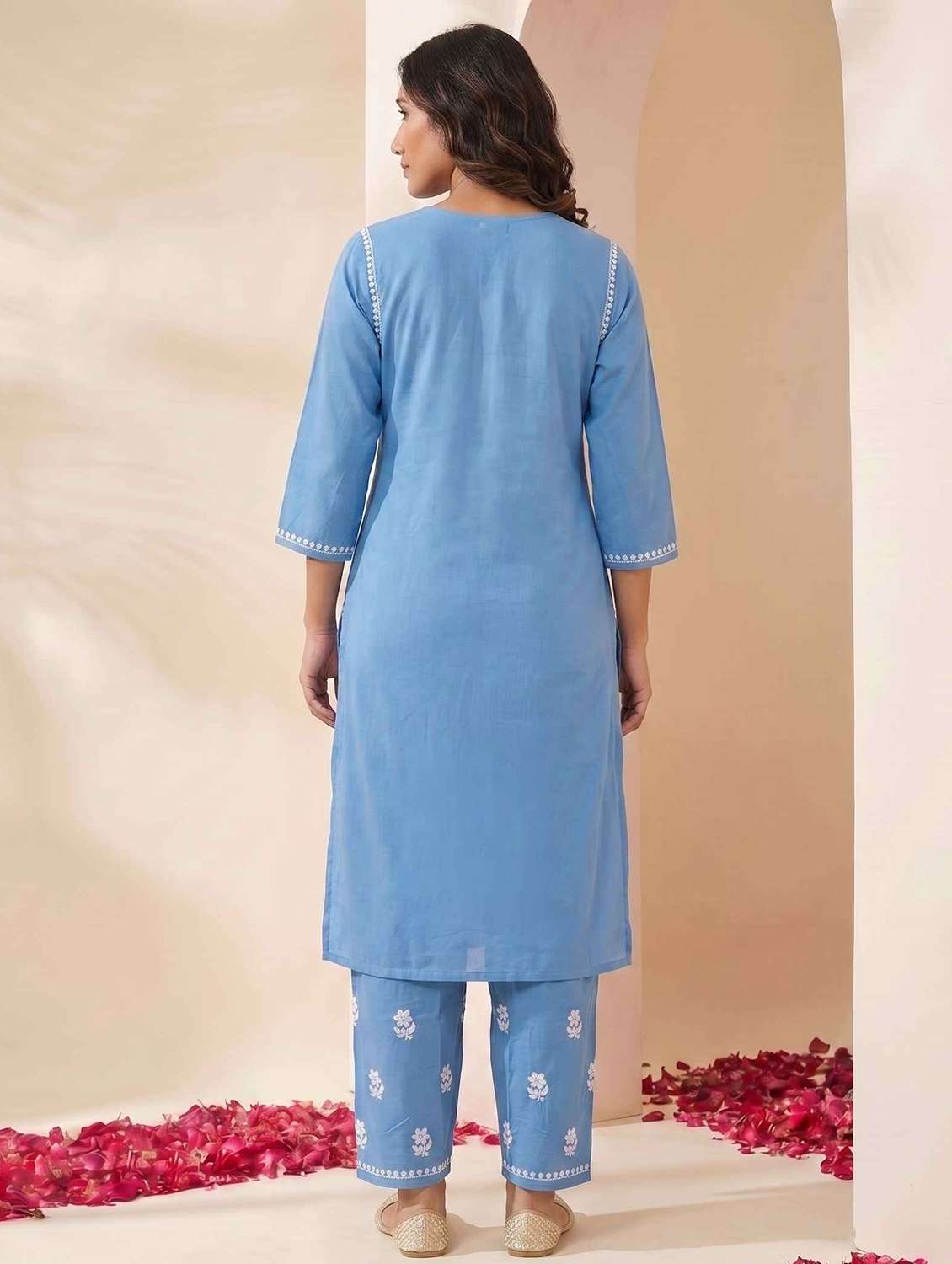 Women Embroidered Three Quarter Sleeves Kurta Pant Set - 22722847 -  Standard Image - 3
