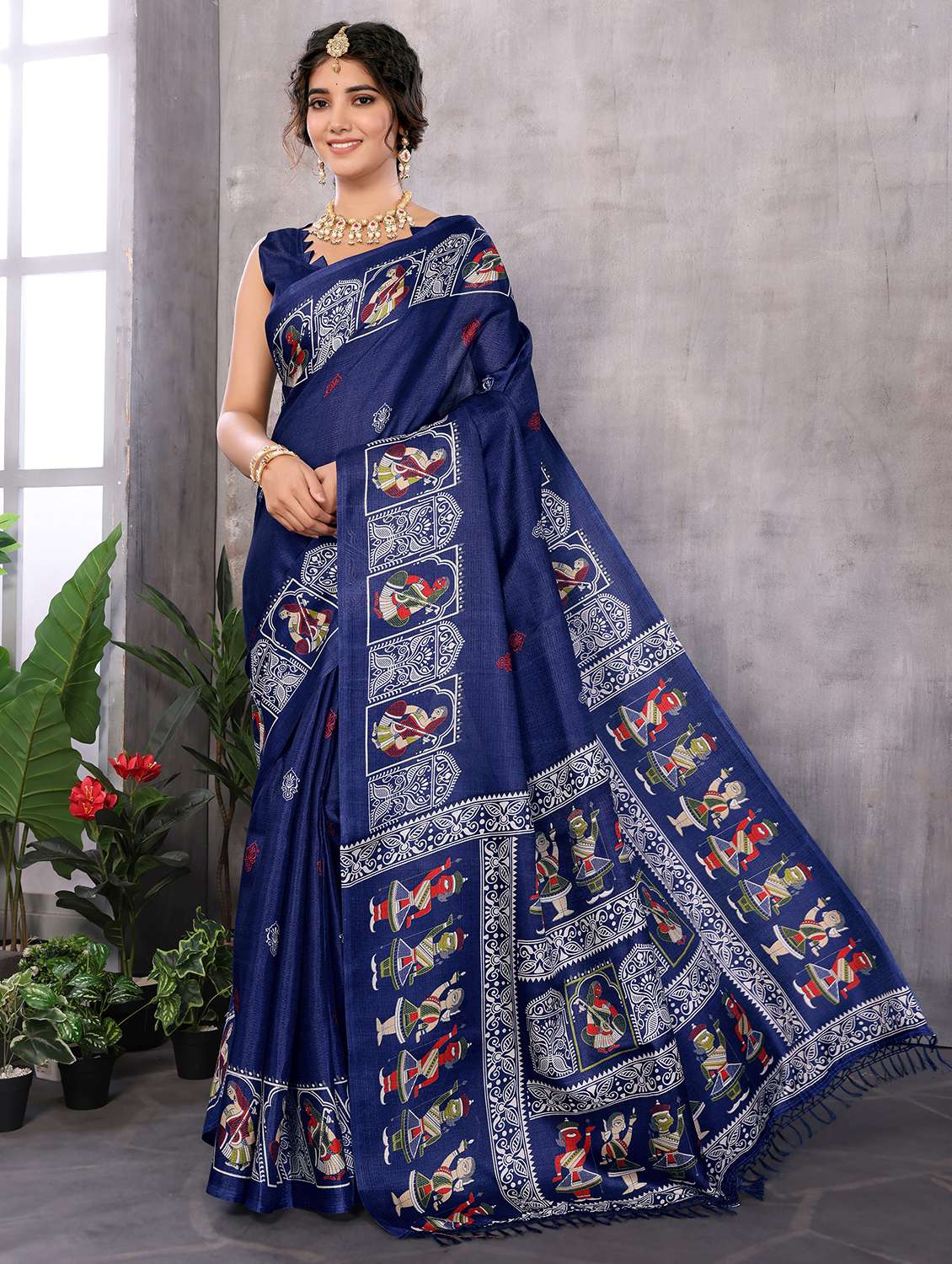 women printed casual wear saree with blouse