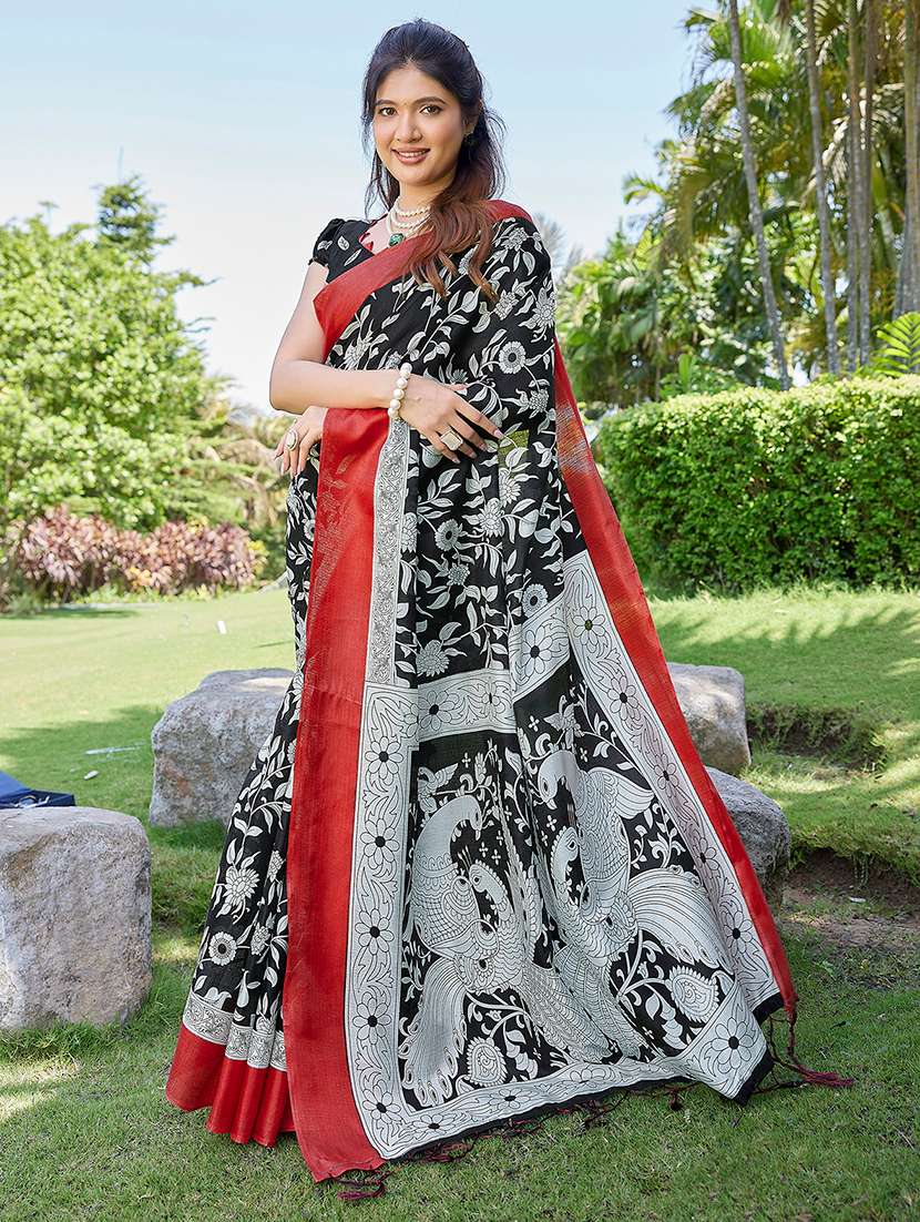 women printed casual wear saree with blouse