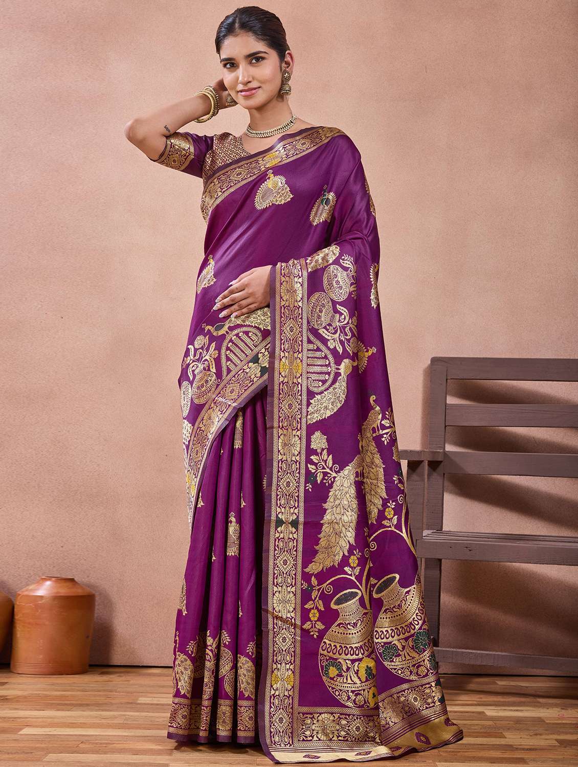 women self design banarasi saree with blouse