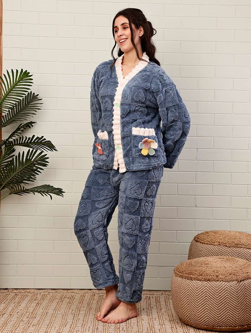 women self design long sleeves pyjama set