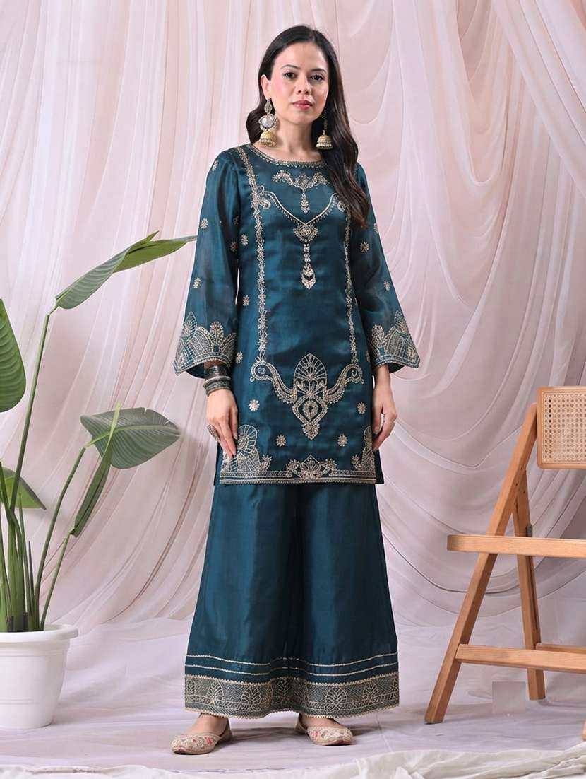 women embroidered three quarter sleeves kurta palazzo set with dupatta
