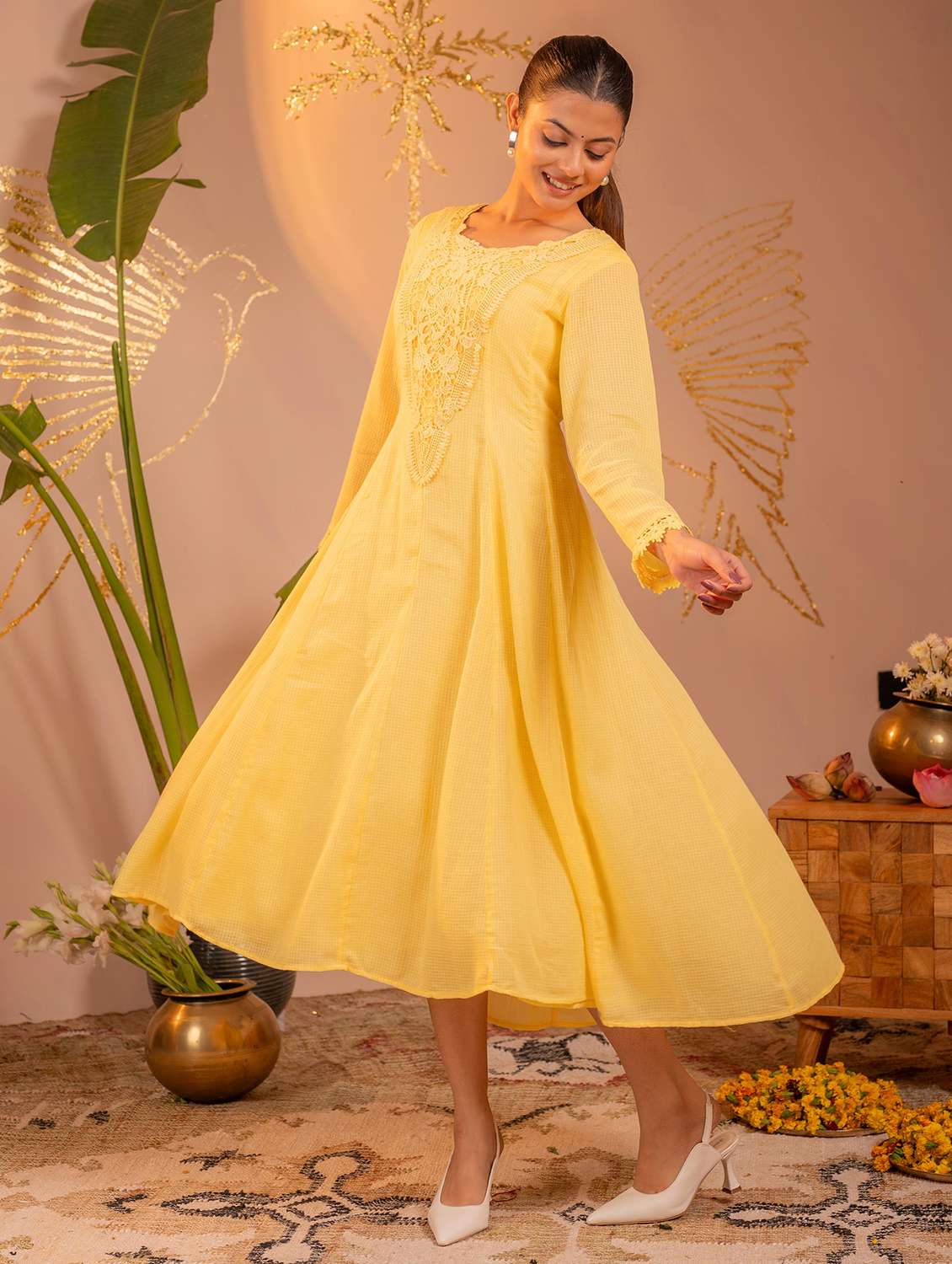 Women Self Design Long Sleeves Anarkali Kurta - 22724854 -  Standard Image - 3