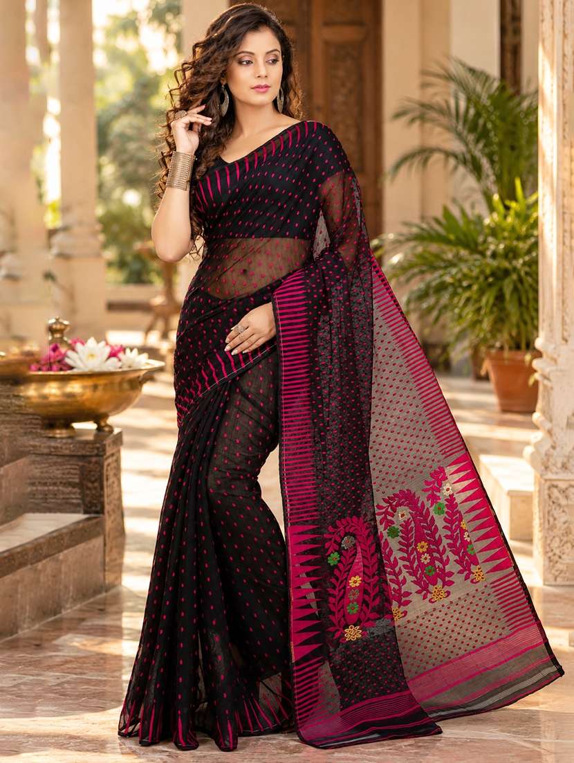 women self design jamdani saree with blouse
