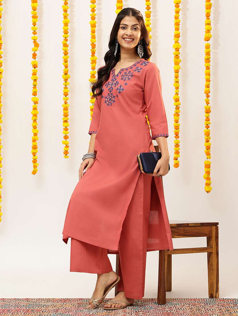 women embroidered three quarter sleeves kurta pant set