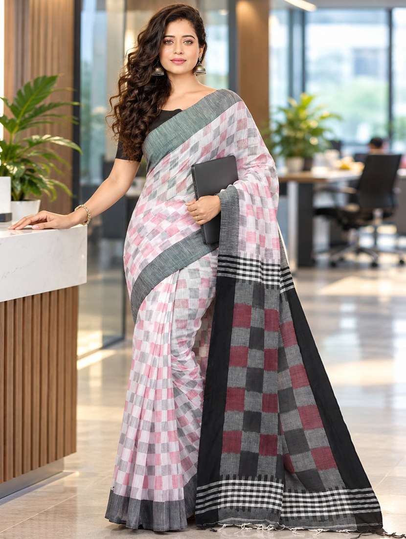 women checkered handloom saree with blouse