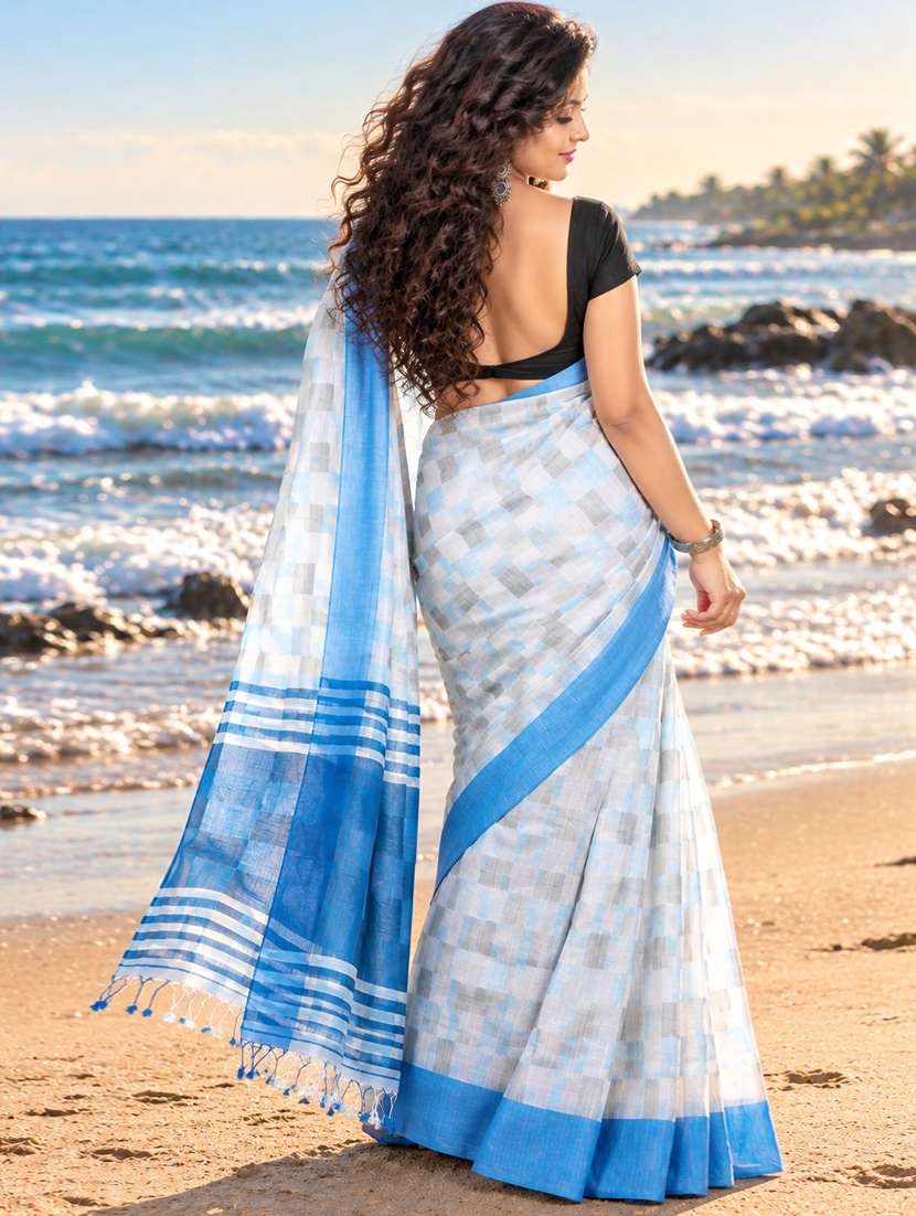 Women Checkered Handloom Saree With Blouse - 22725754 -  Standard Image - 3