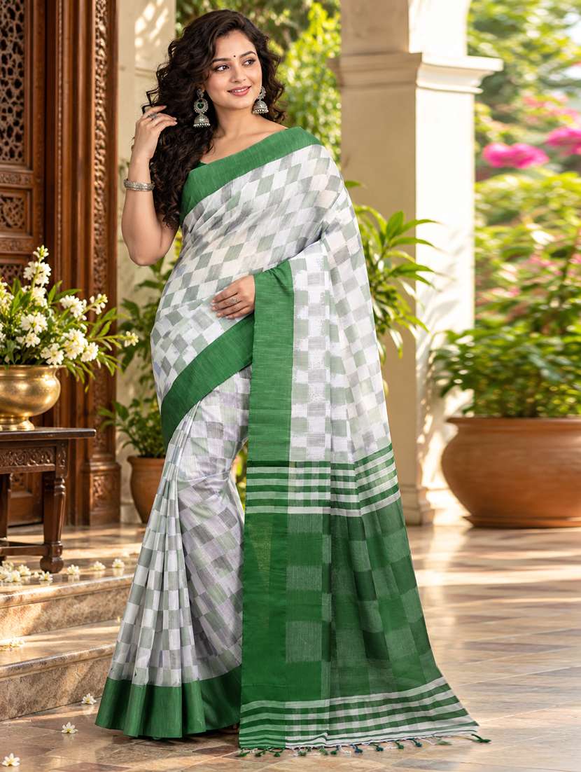 women checkered handloom saree with blouse