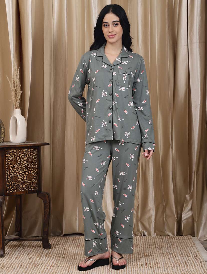 women printed long sleeves pyjama set