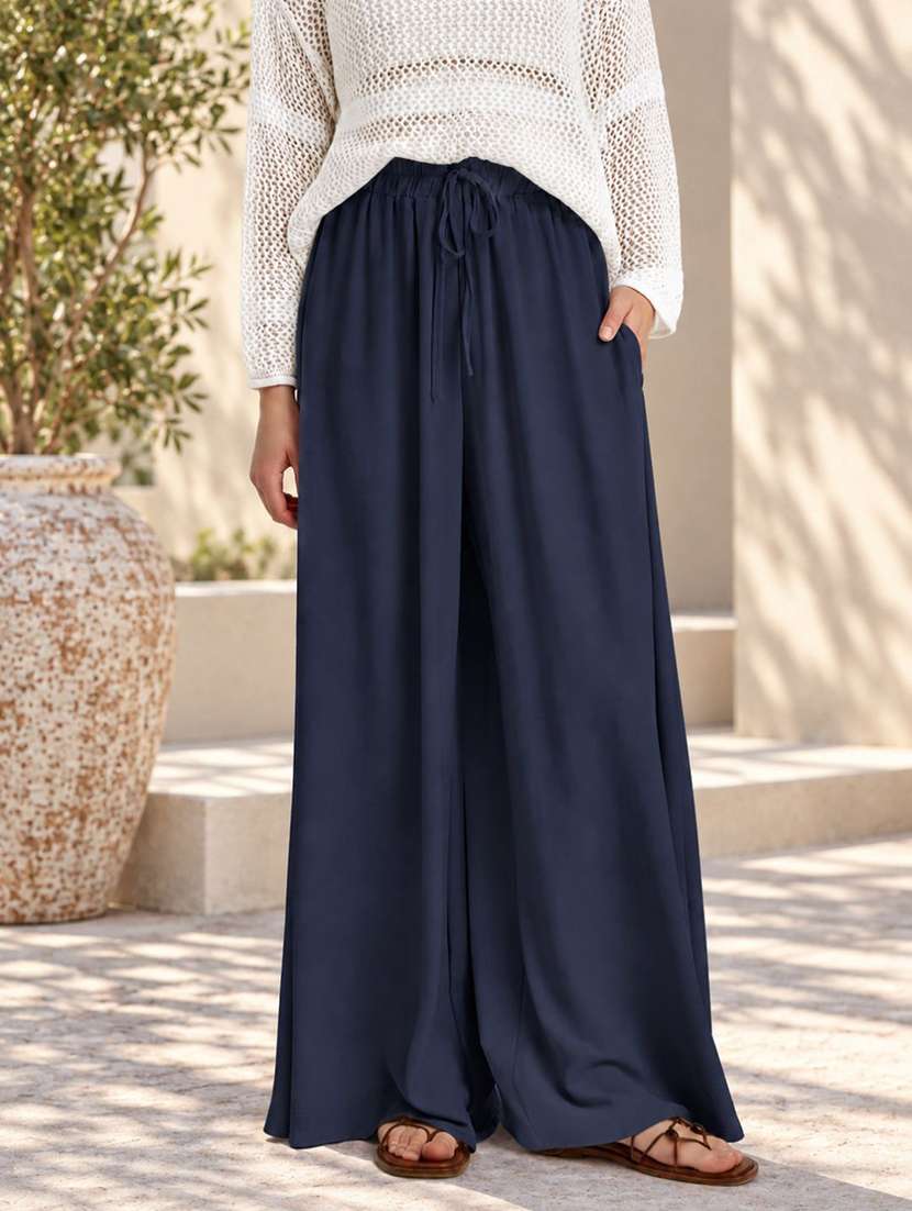 women solid mid rise flared palazzo