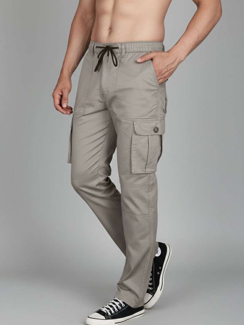 men solid mid rise regular fit cargo 