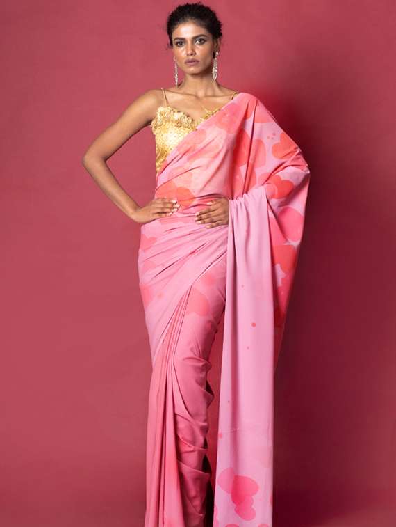 women printed casual wear saree with blouse