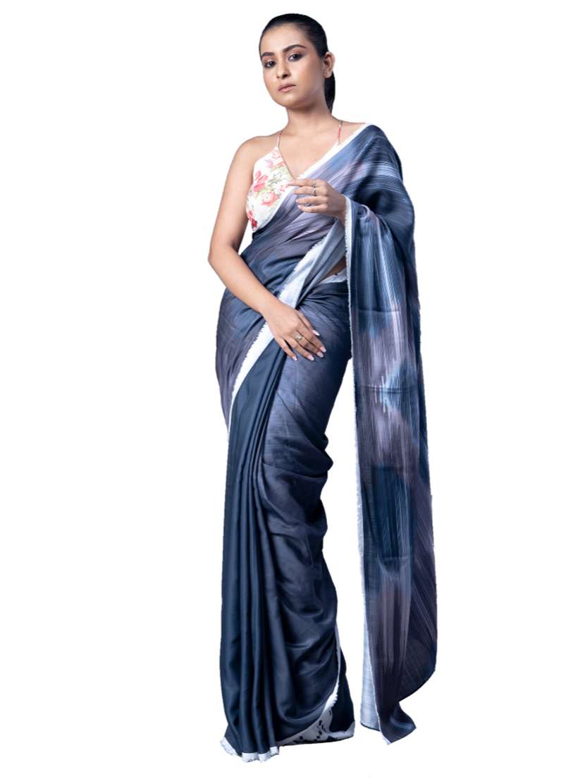 women printed casual wear saree with blouse