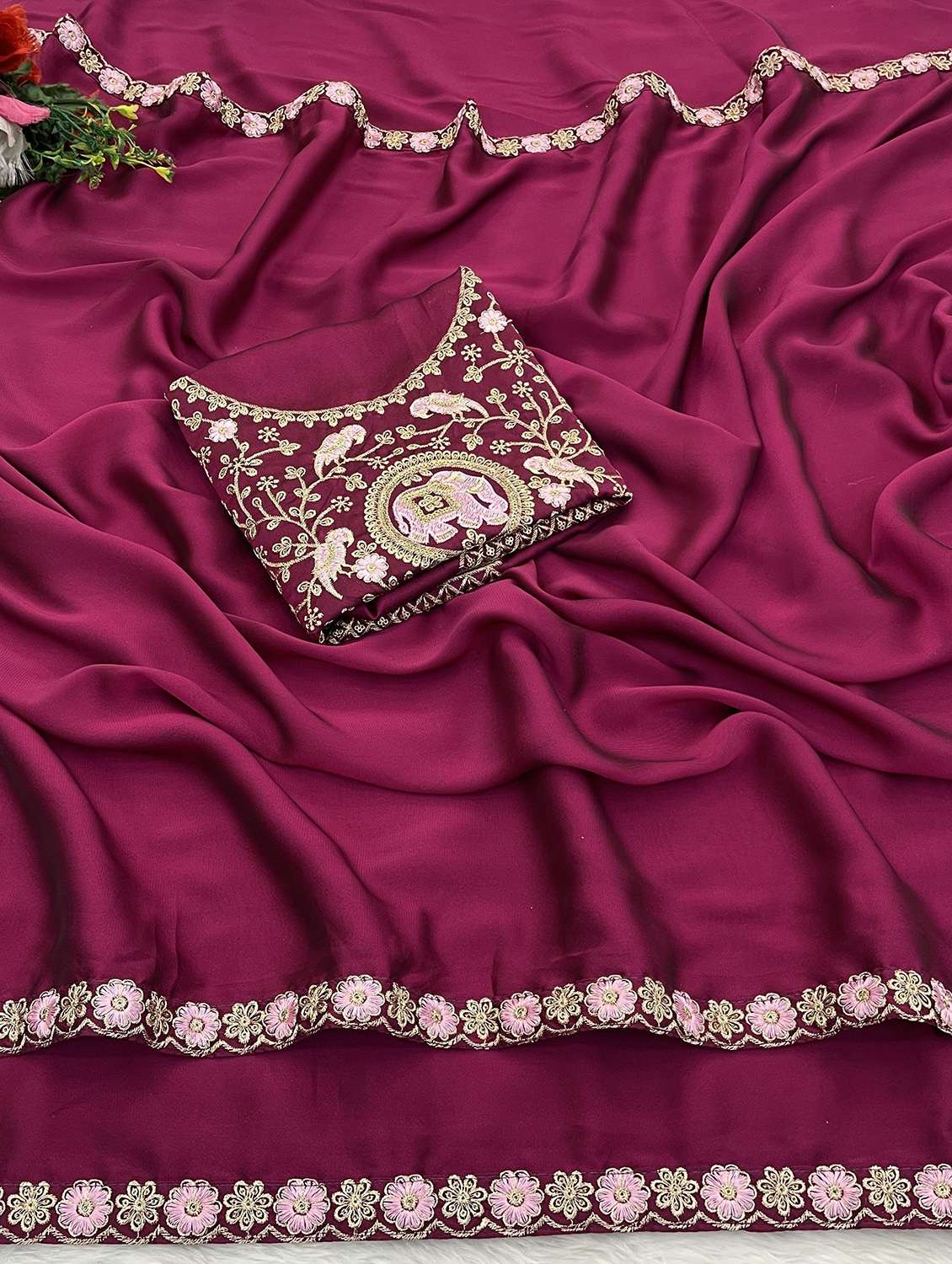 Women Solid With Bordered Saree With Blouse - 22729109 -  Standard Image - 5
