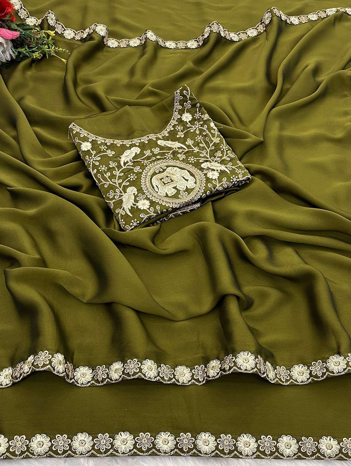 Women Solid With Bordered Saree With Blouse - 22729112 -  Standard Image - 5