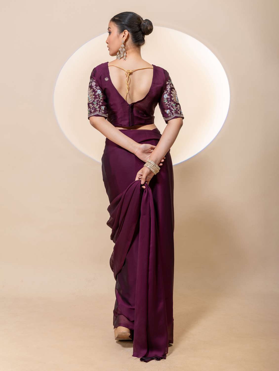Women Solid Plain Saree With Blouse - 22729289 -  Standard Image - 3