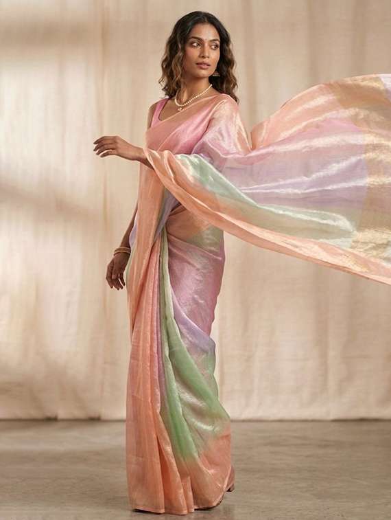 women printed casual wear saree with blouse
